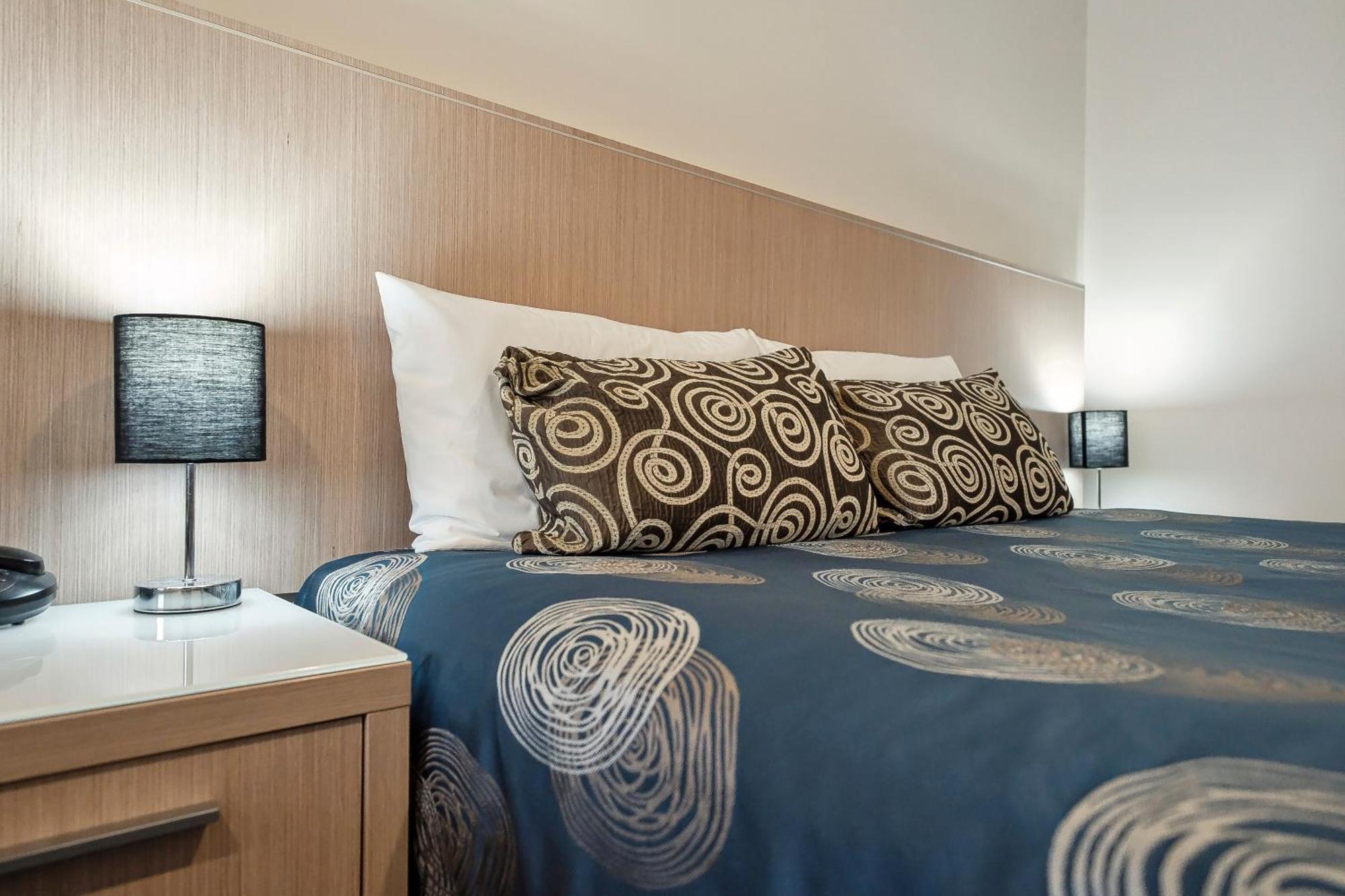 Sherbourne Terrace 4*